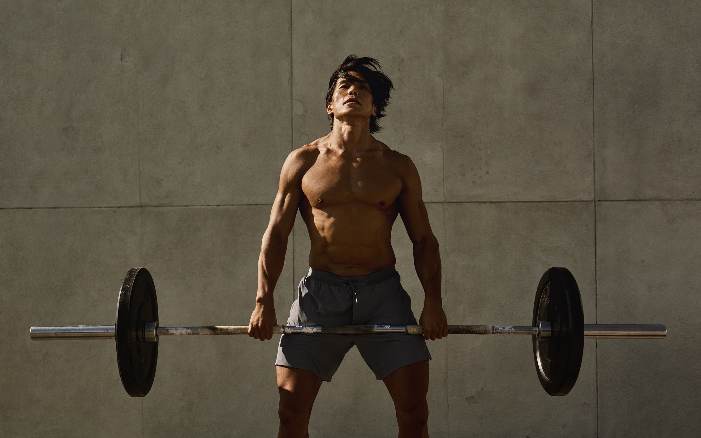 룰루레몬, 루이스 해밀턴·아모띠와 '트레인 컬렉션' 출시 3092-Image